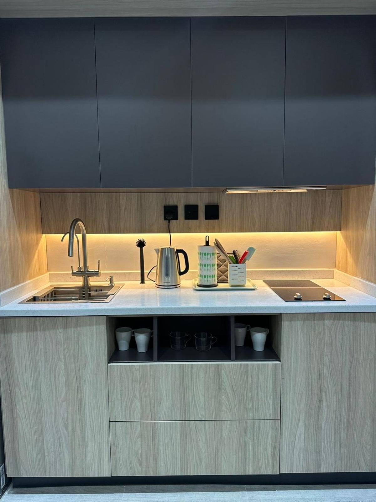 Modern Appartements With Private Entry Riaad Buitenkant foto